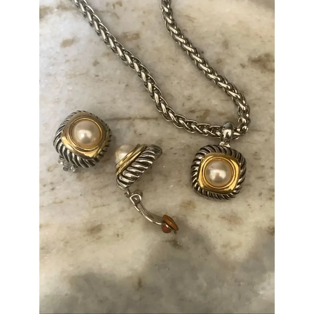 Silver Magnetic Chain with Silver Gold Pearl Pendant and matching Clip Earrings - Picture 5 of 5